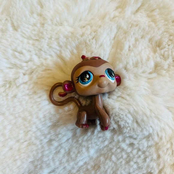 Littlest Pet Shop LPS 564 Brown Monkey Blue Teardrop Eyes - Picture 1 of 4